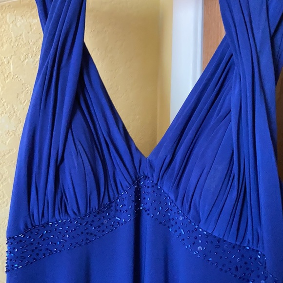 Ladies stunning dress - Picture 4 of 4